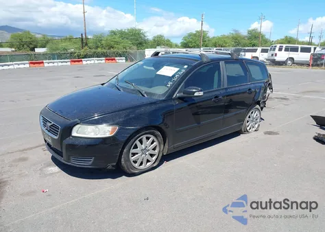 2009 Volvo V50 2.4I z USA, uszkodzony, nr VIN YV1MW382792460372